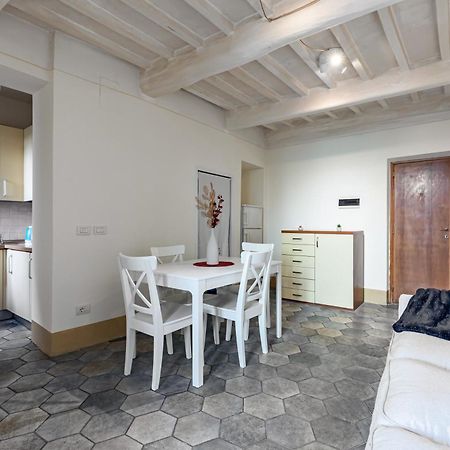 Urban Oasis: Central Apartment With Garden Perugia Exterior foto